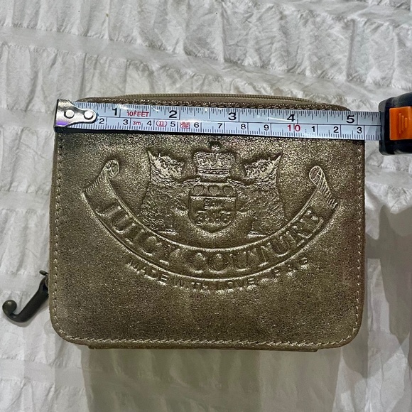 🌟 Vintage Juicy Couture Gold Jewelry Case | Travel Organizer | Like New - Picture 2 of 6